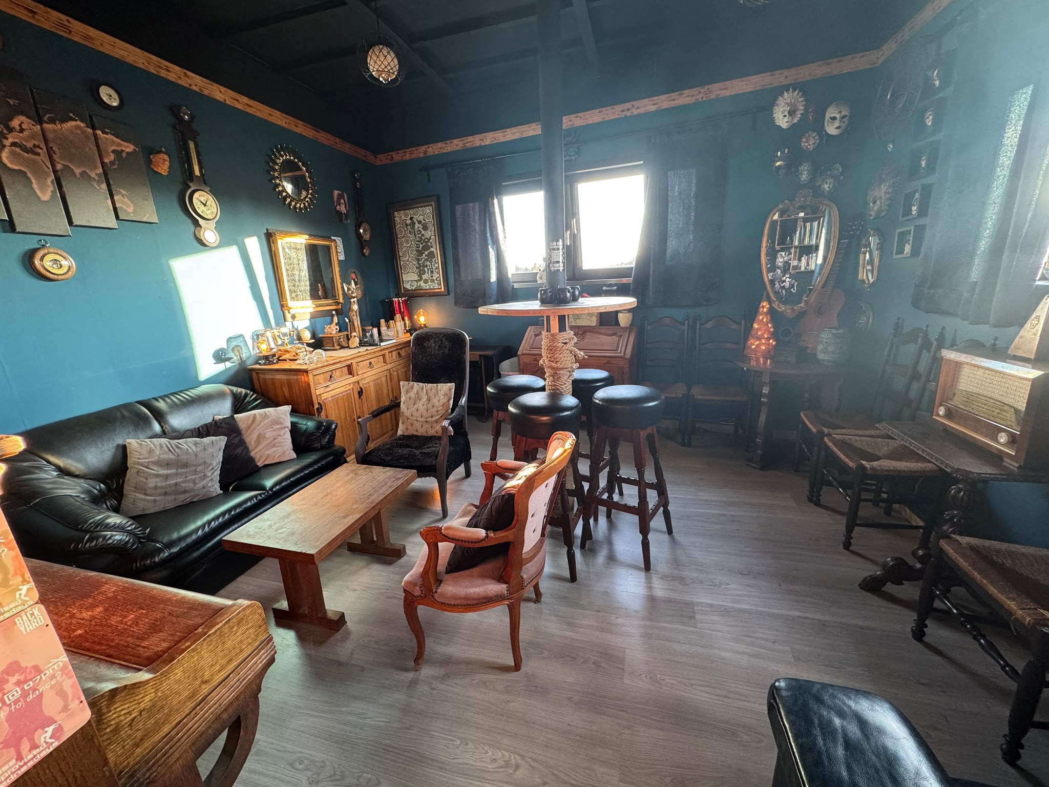 Coin Salon